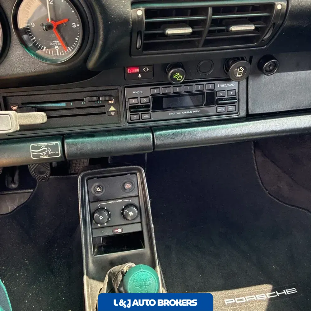 1988 Porsche 911 Carrera
