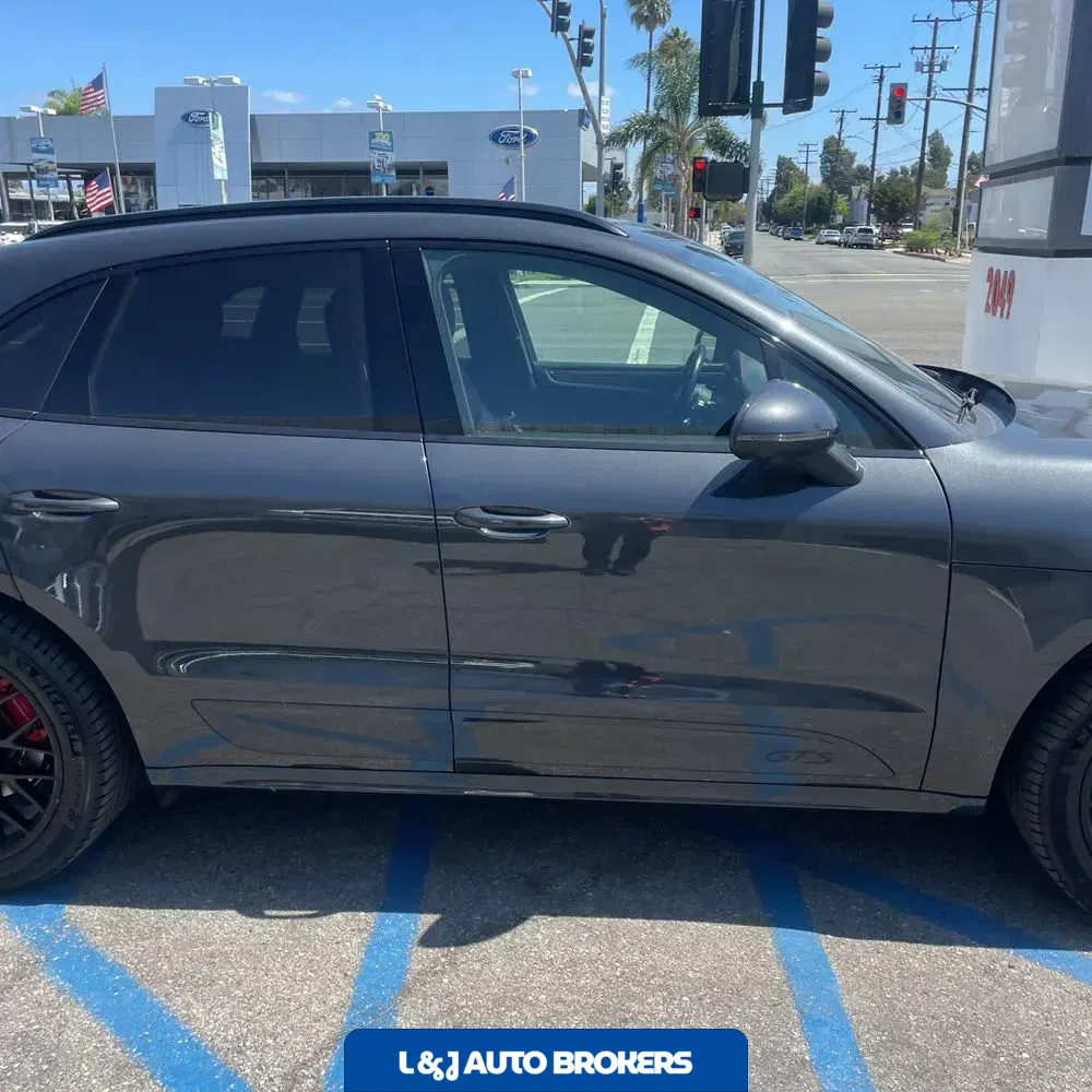 2021 Porsche Macan GTS