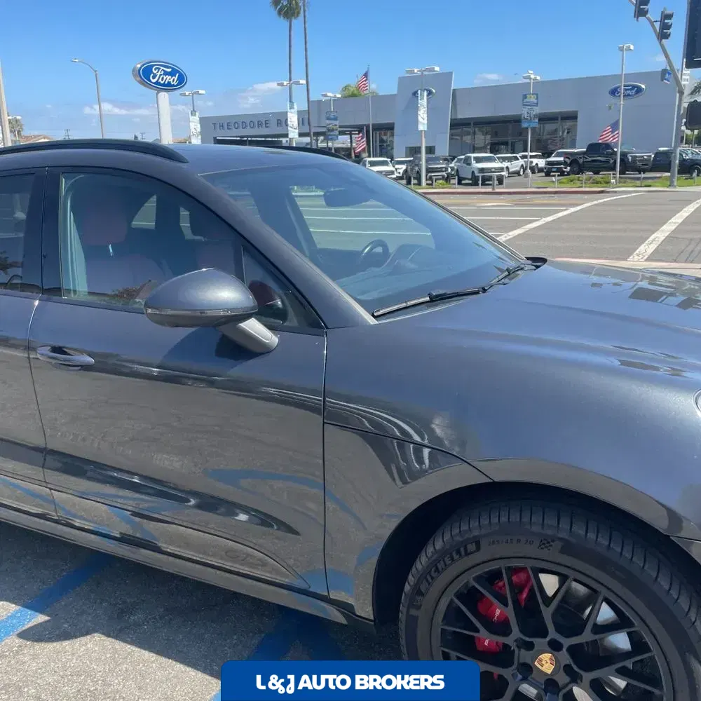 2021 Porsche Macan GTS