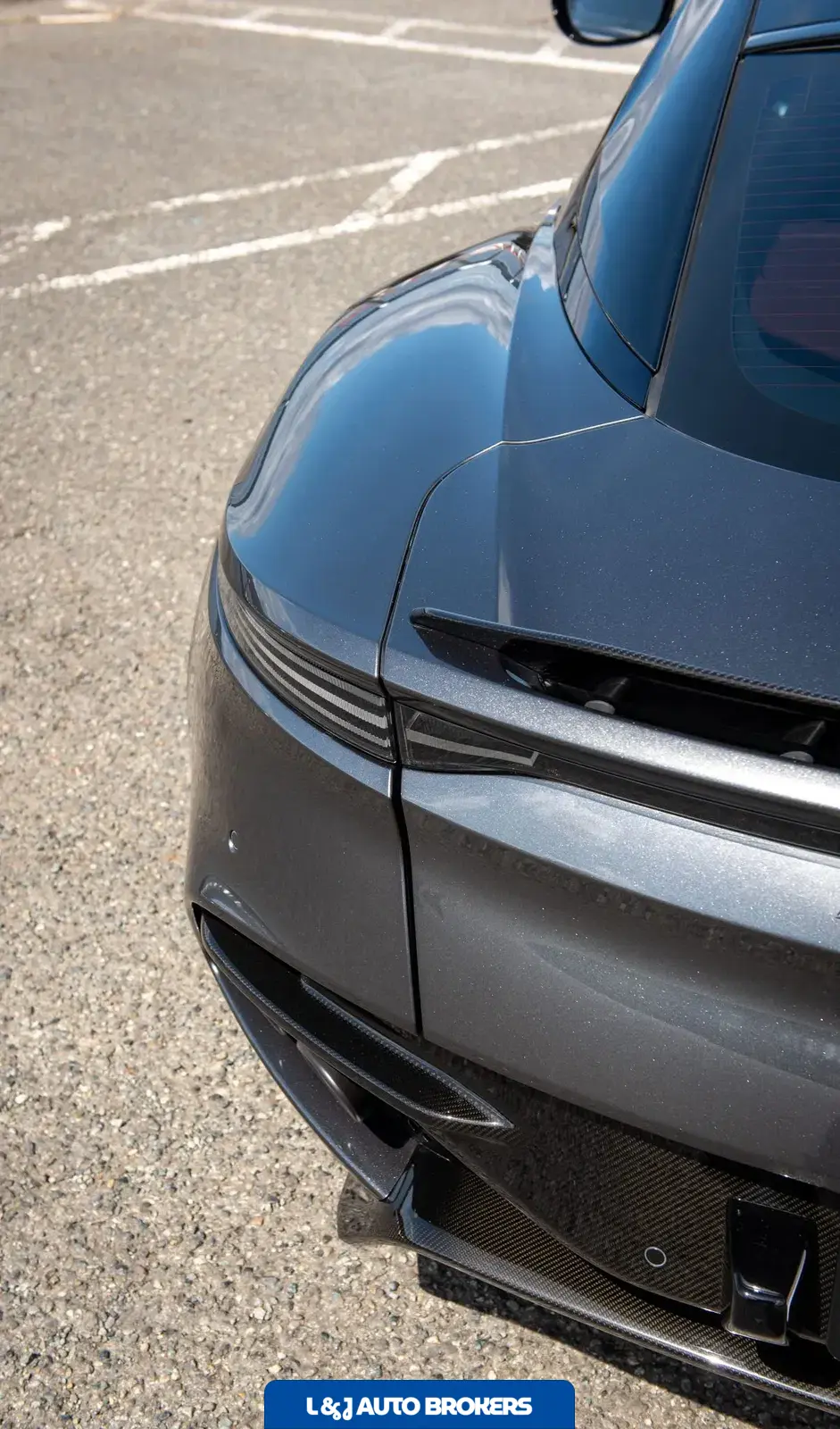 2019 Aston Martin DBS Superleggera Coupe