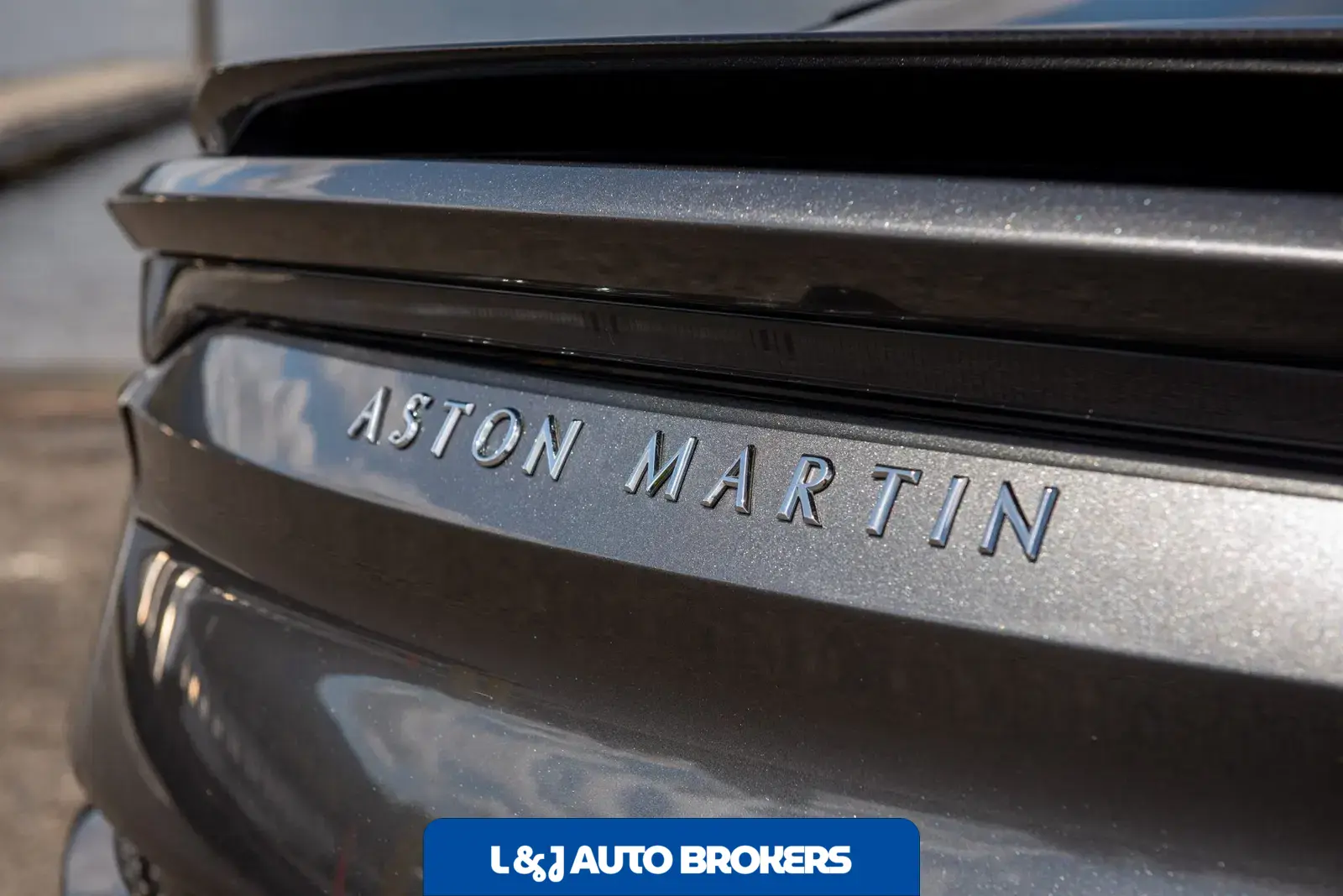 2019 Aston Martin DBS Superleggera Coupe