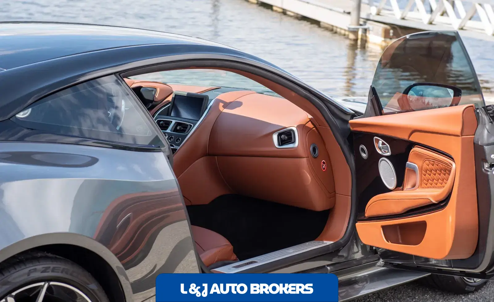 2019 Aston Martin DBS Superleggera Coupe