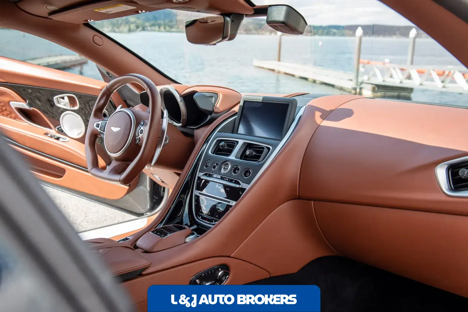 2019 Aston Martin DBS Superleggera Coupe