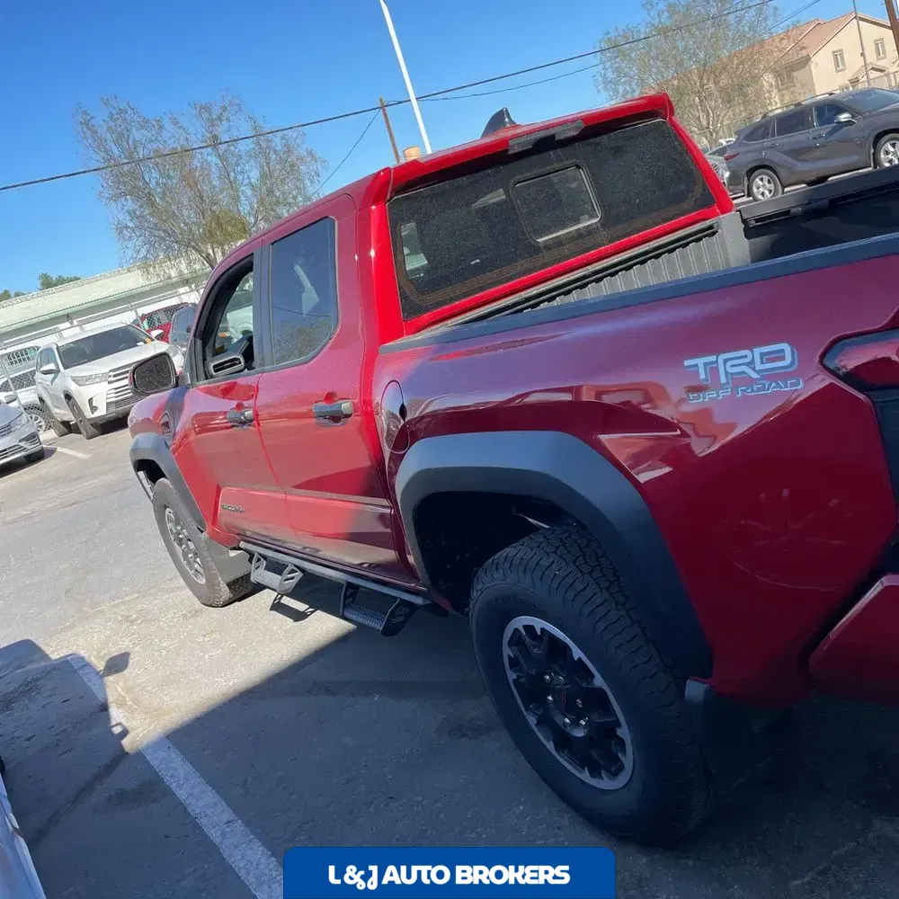2025 Toyota Tacoma TRD Off-Road