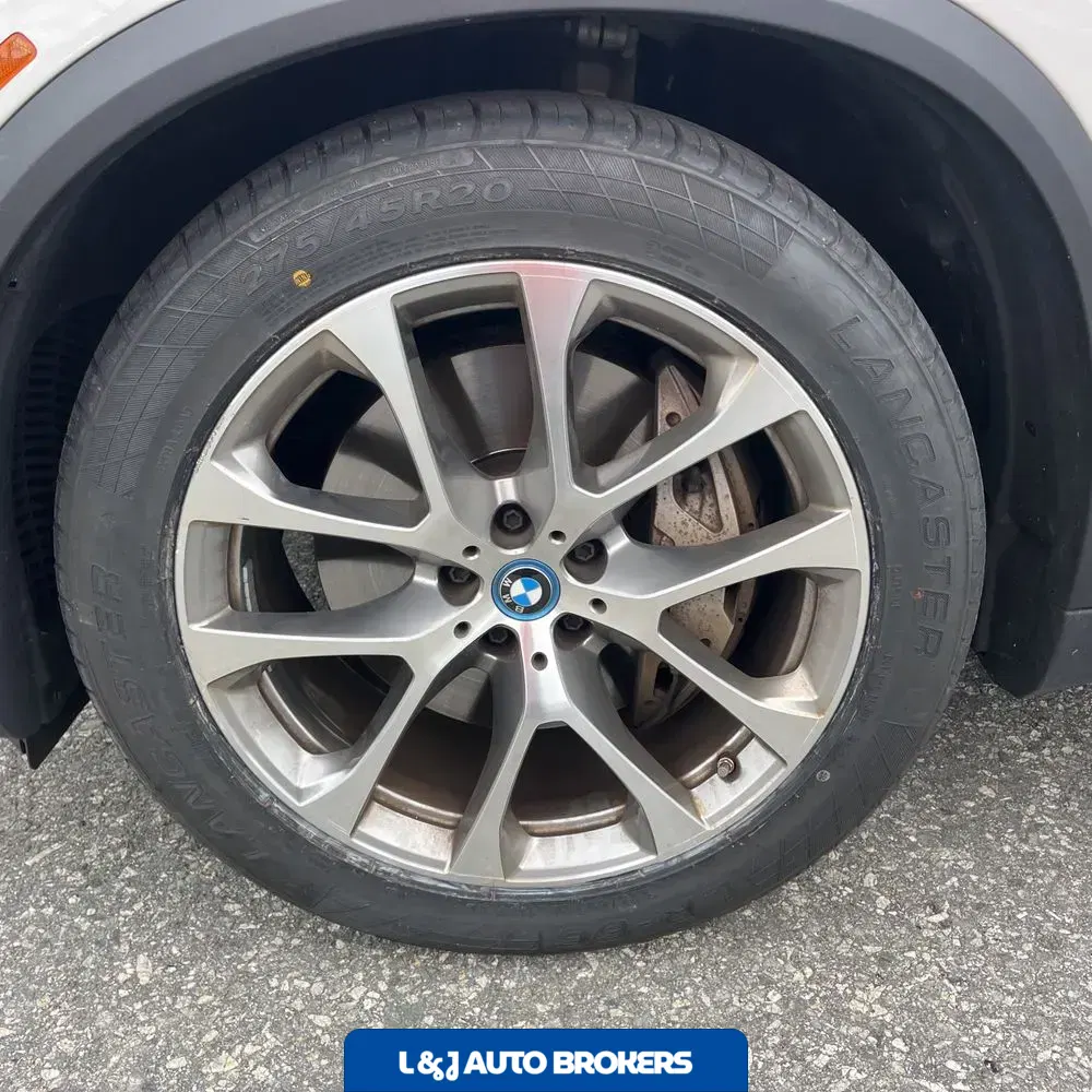 2025 BMW X5 xDrive50e