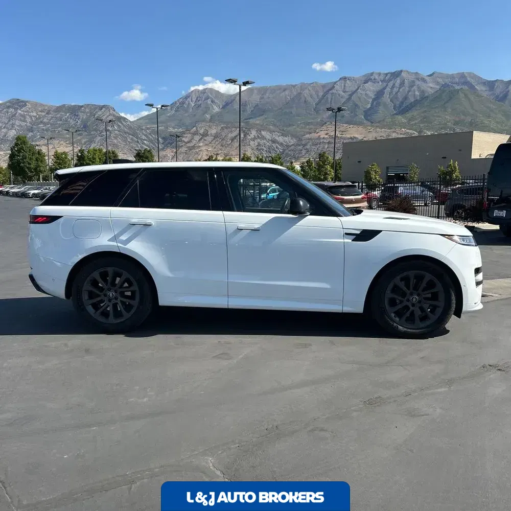 2024 Land Rover Range Rover Sport P400 Dynamic SE