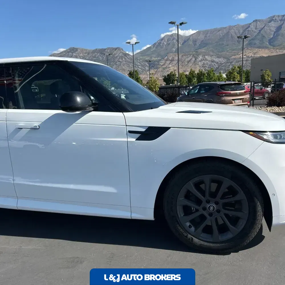 2024 Land Rover Range Rover Sport P400 Dynamic SE