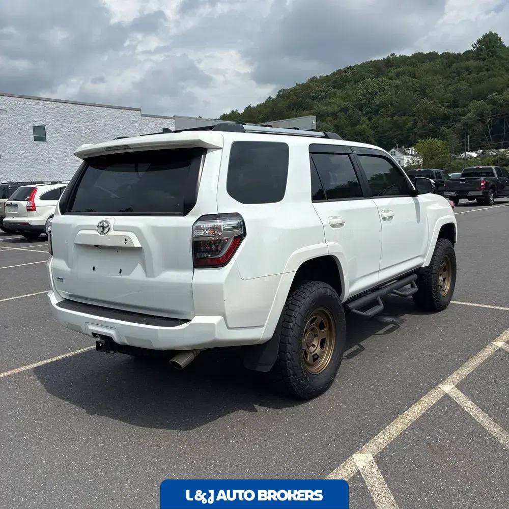 2024 Toyota 4Runner SR5 Premium