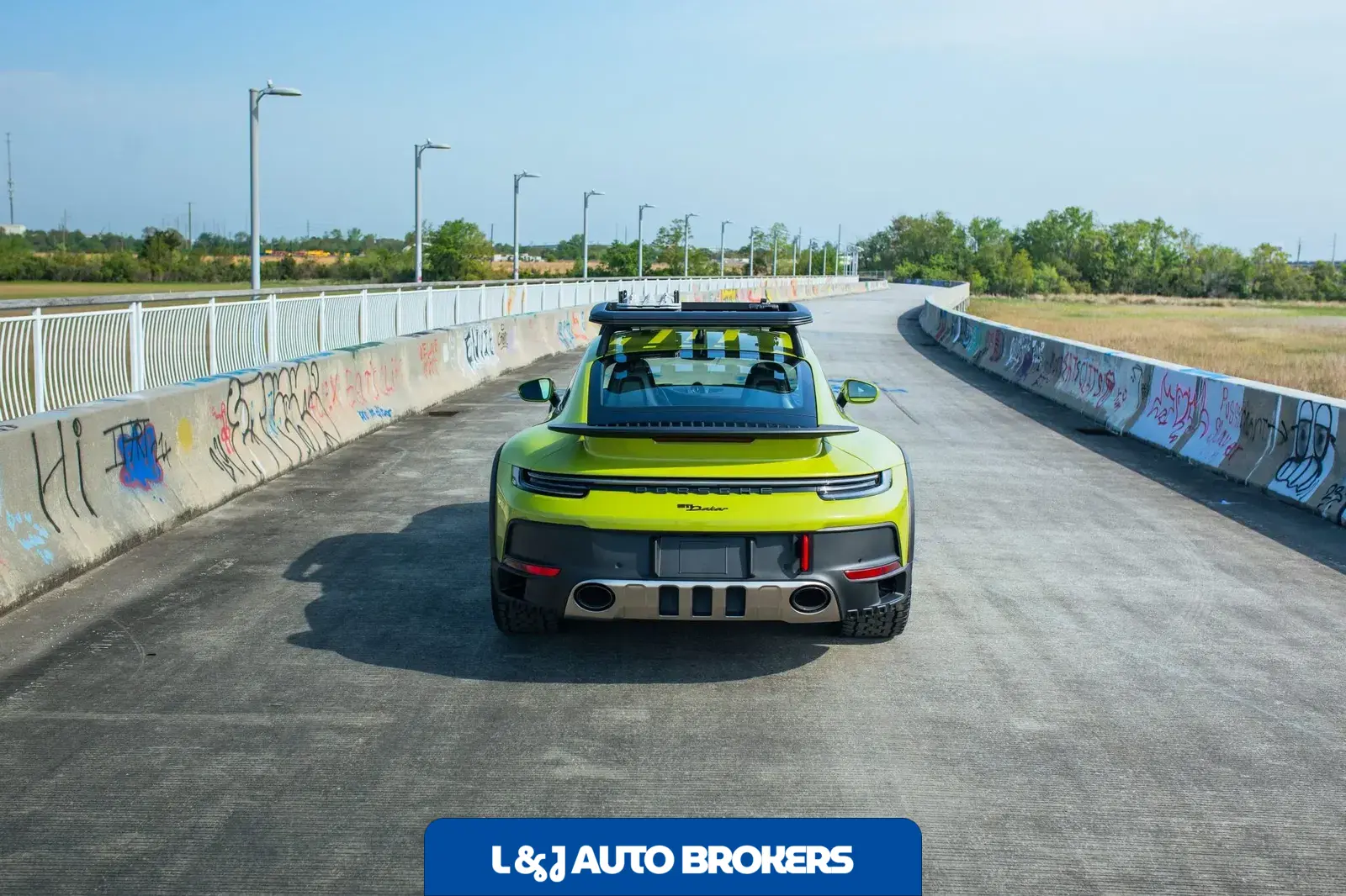 2024 Porsche 911 Dakar