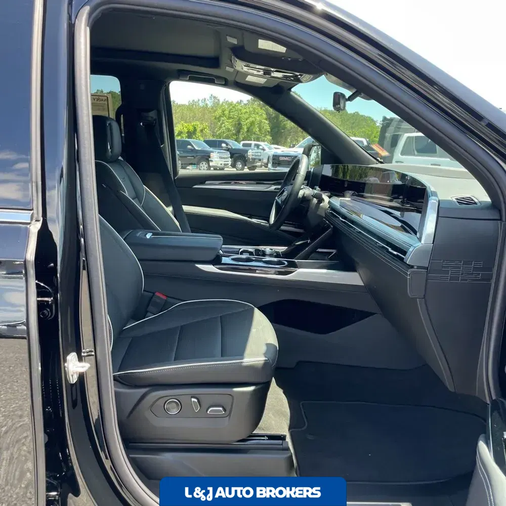 2025 Cadillac Escalade Premium Luxury