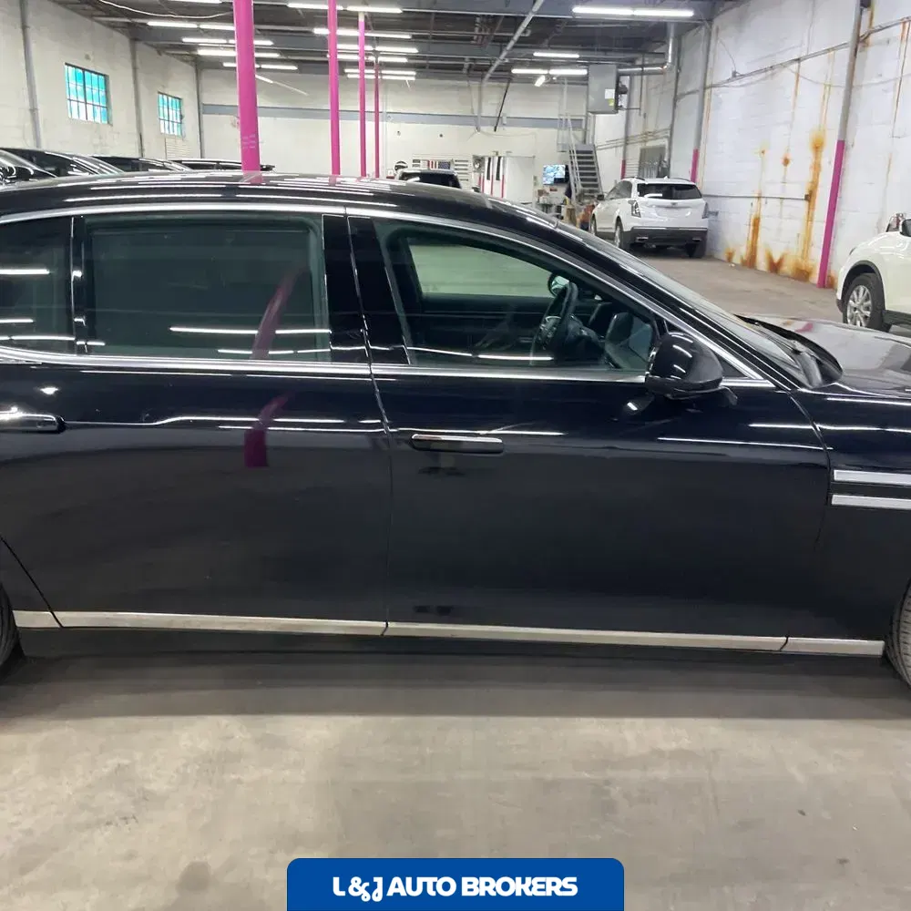 2023 Genesis G90 3.5T e-Supercharger