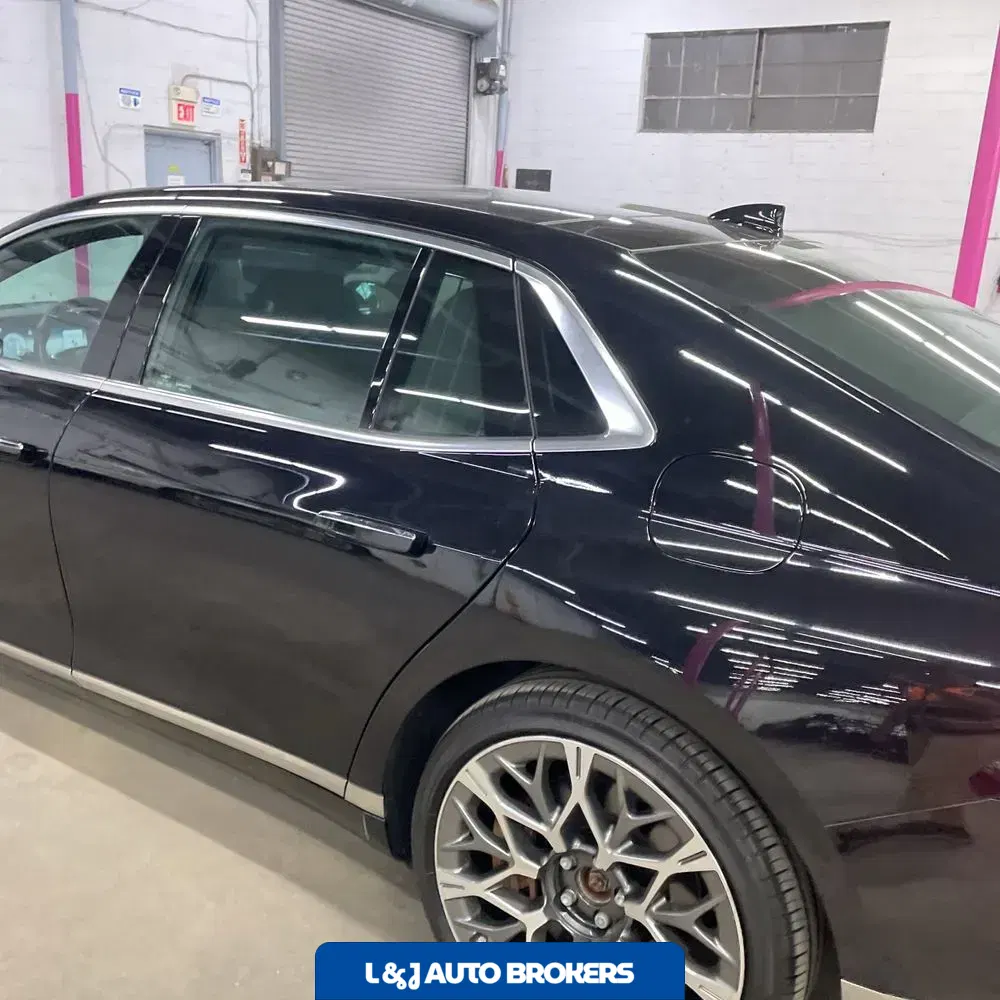 2023 Genesis G90 3.5T e-Supercharger