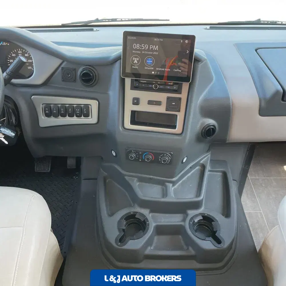 2020 Mirada Coachman motor home Base