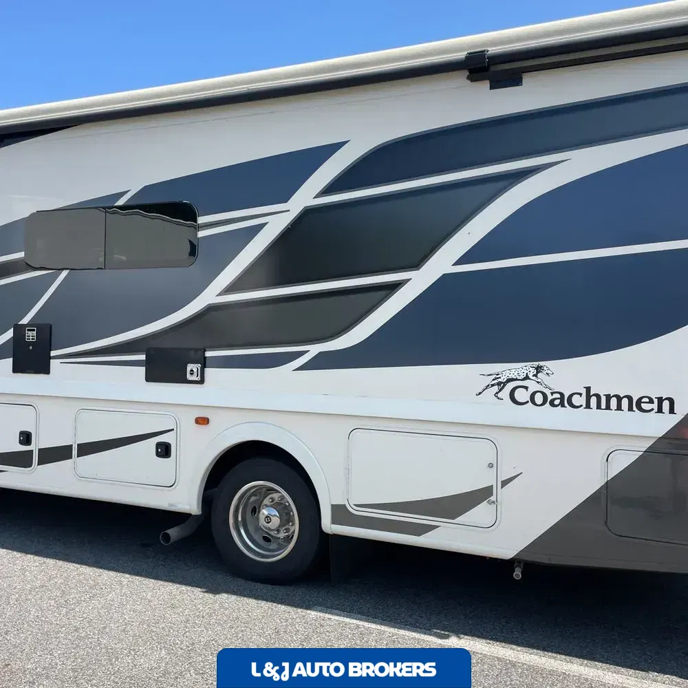 2020 Mirada Coachman motor home Base