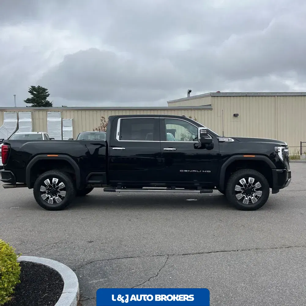 2024 GMC Sierra 2500HD Denali
