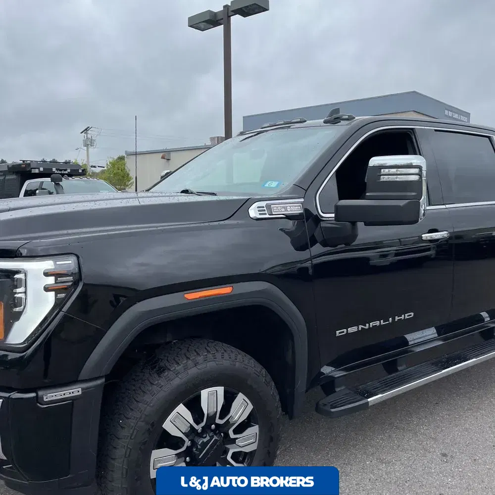 2024 GMC Sierra 2500HD Denali