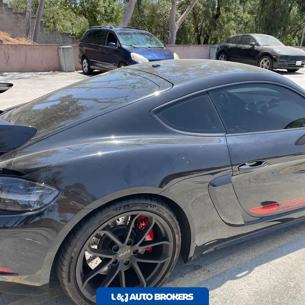 2020 Porsche 718 Cayman GT4