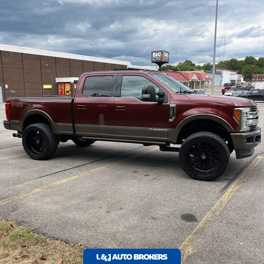 2017 Ford F-350 Super Duty King Ranch