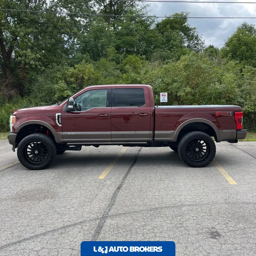 2017 Ford F-350 Super Duty King Ranch