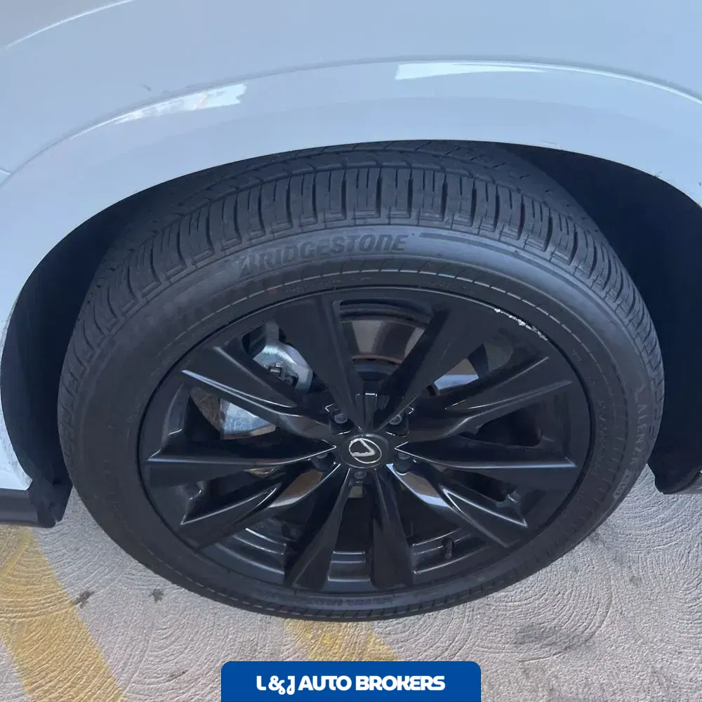 2024 Lexus NX 450h+ F SPORT Handling