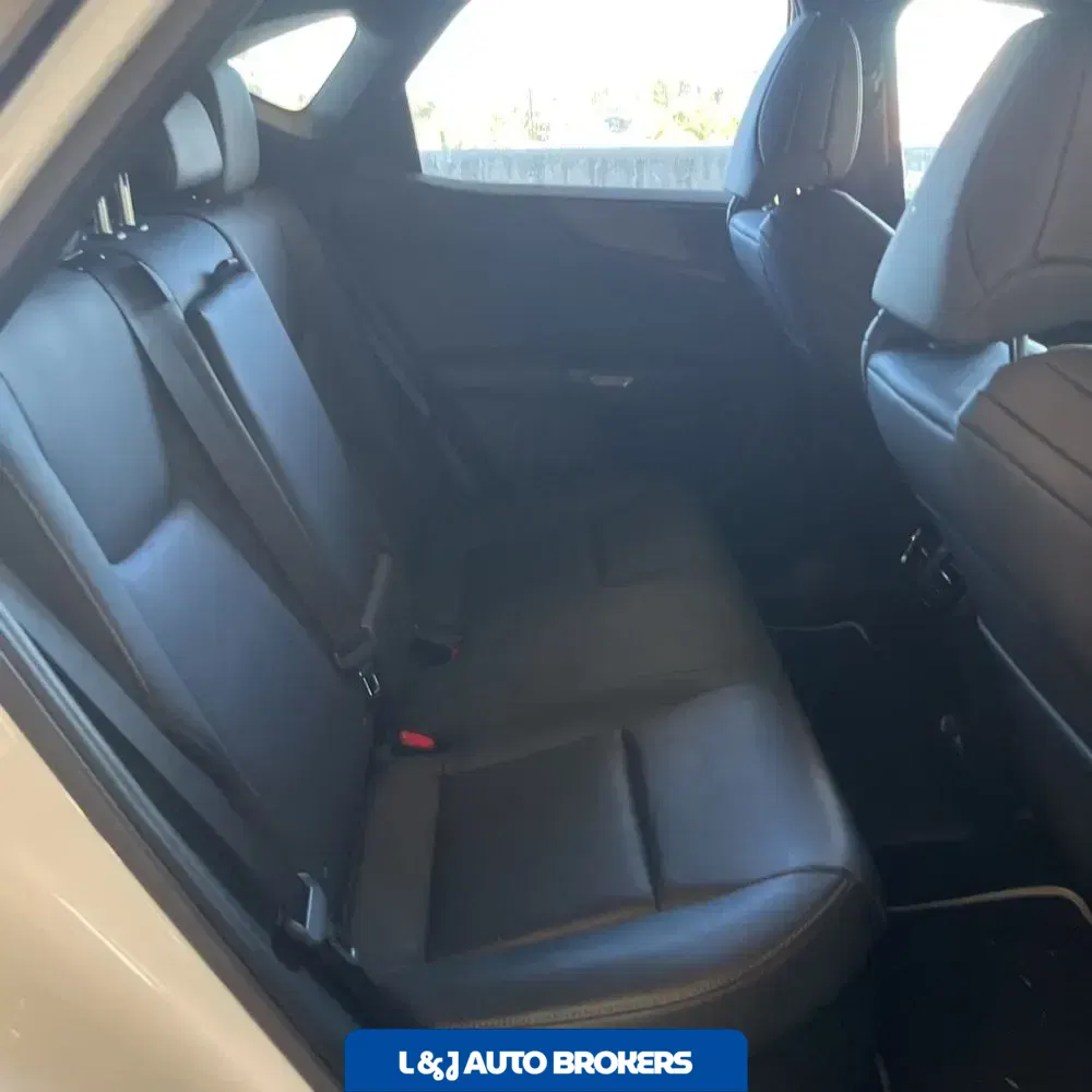 2024 Lexus NX 450h+ F SPORT Handling