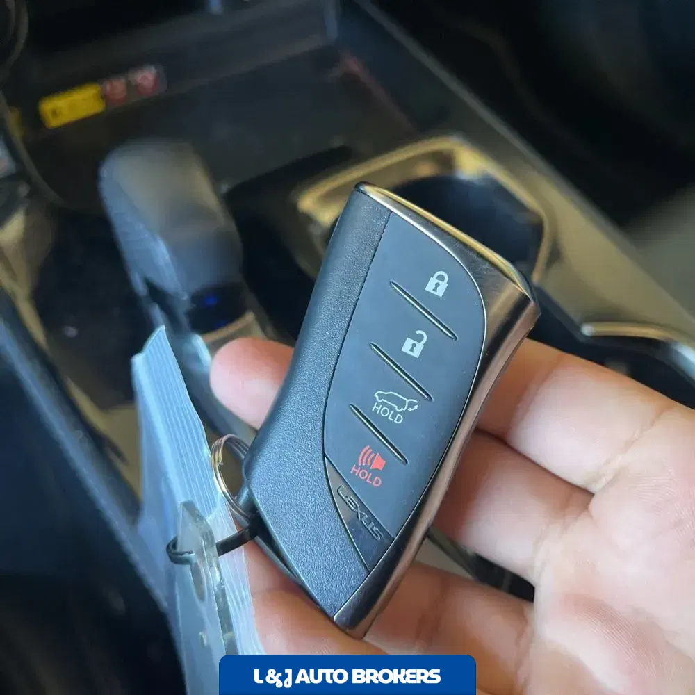 2024 Lexus NX 450h+ F SPORT Handling