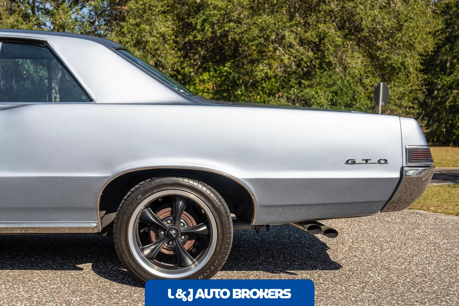 1965 Pontiac LeMans GTO Tri-Power