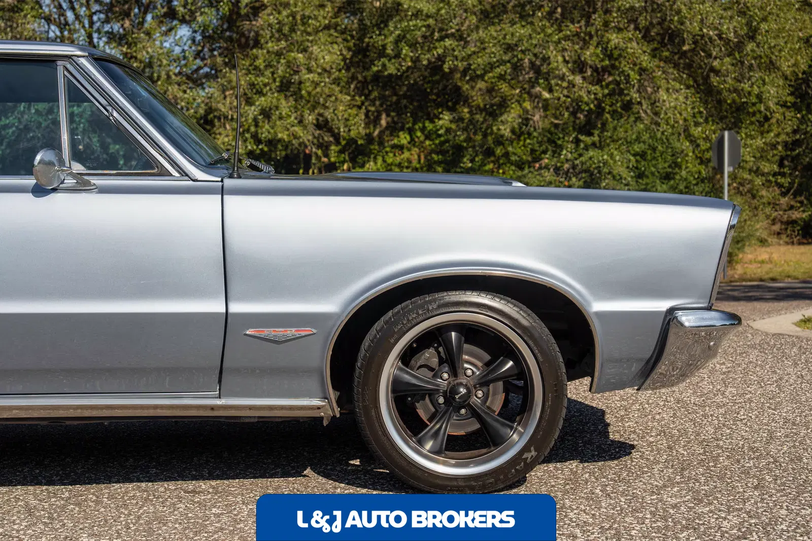 1965 Pontiac LeMans GTO Tri-Power