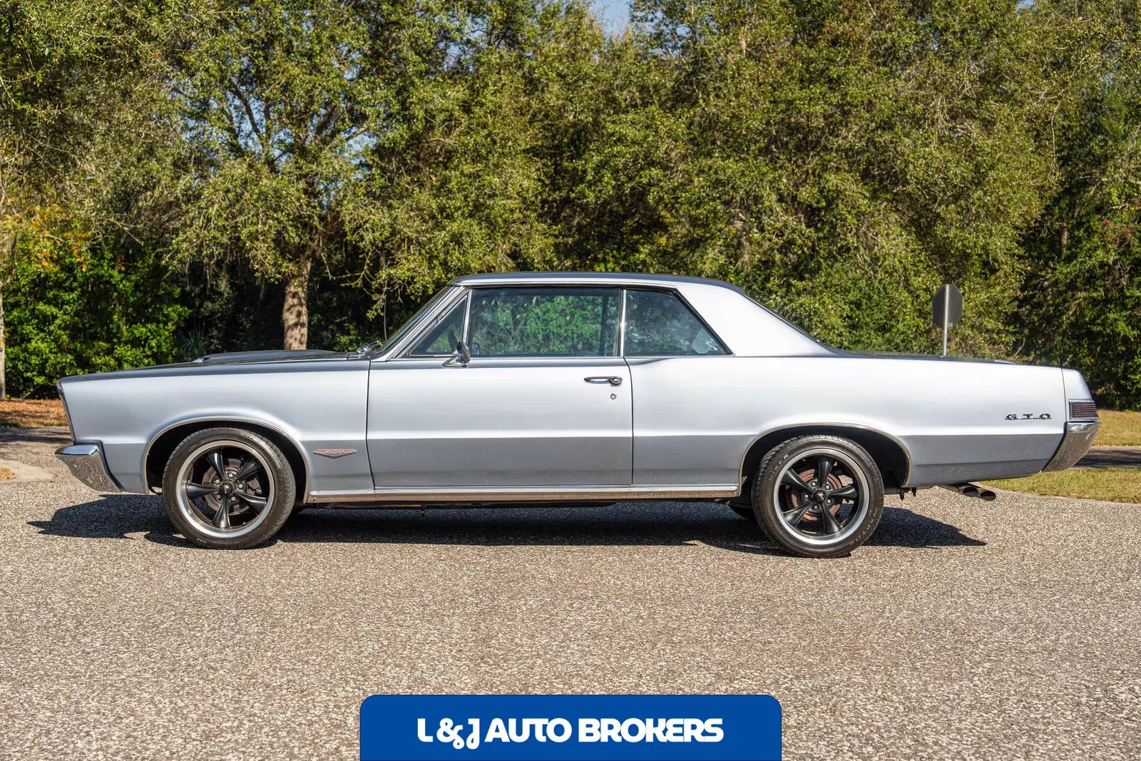 1965 Pontiac LeMans GTO Tri-Power