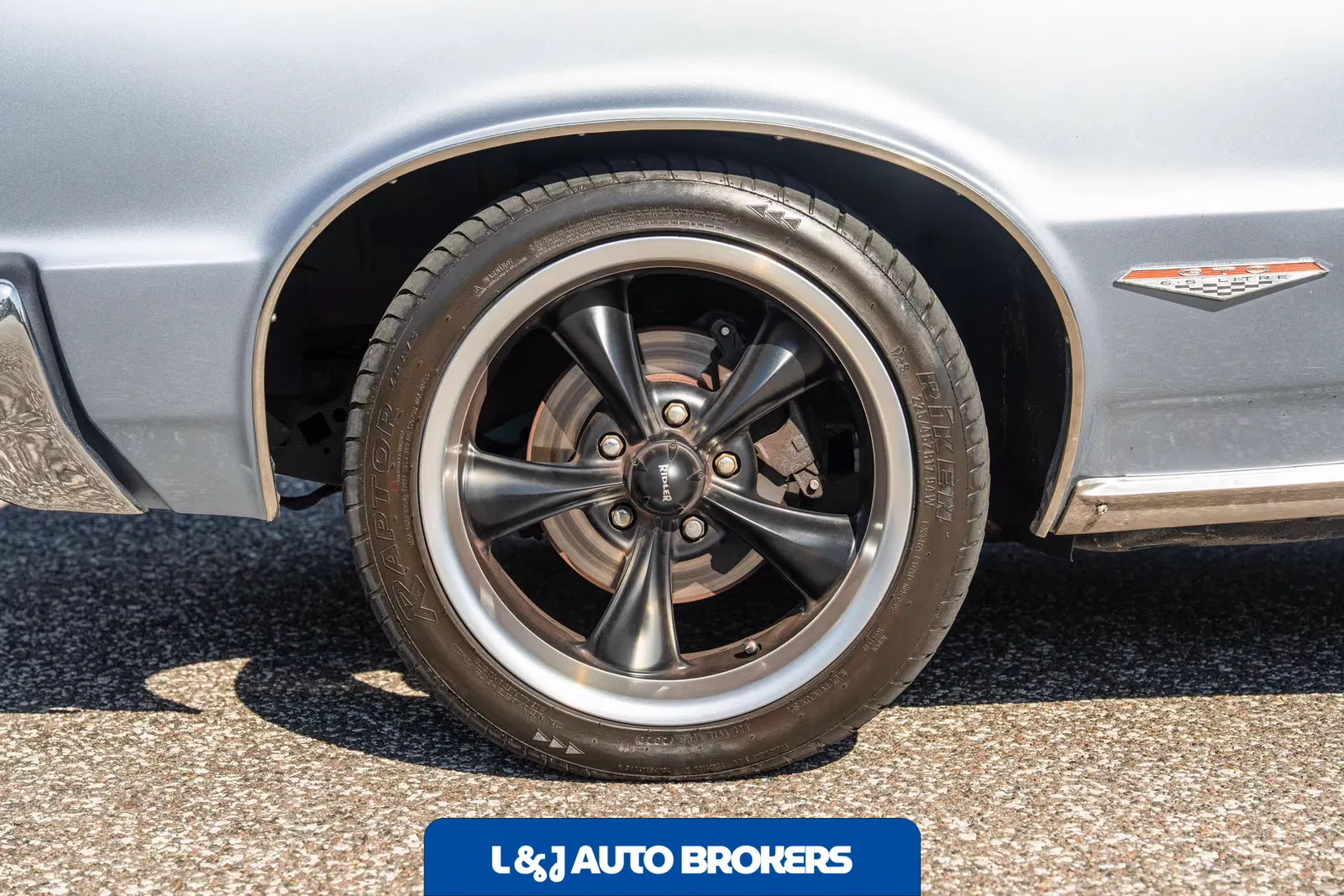 1965 Pontiac LeMans GTO Tri-Power