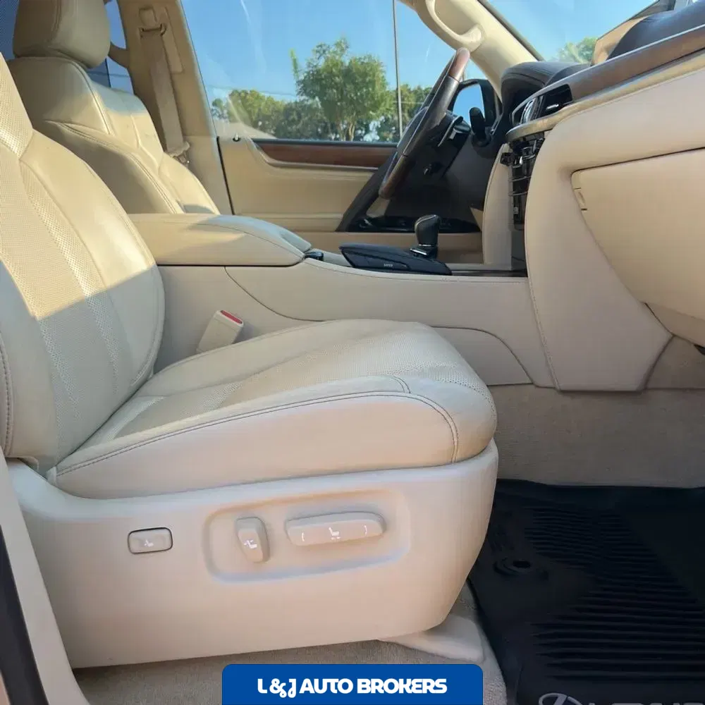2020 Lexus LX 570 Three-Row
