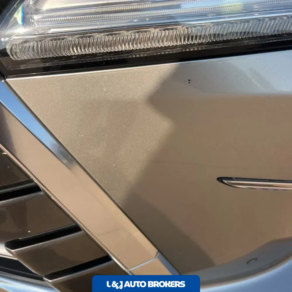 2020 Lexus LX 570 Three-Row