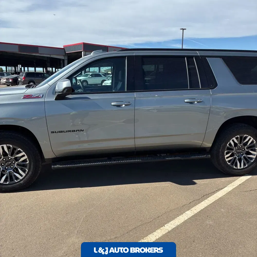 2025 Chevrolet Suburban Z71