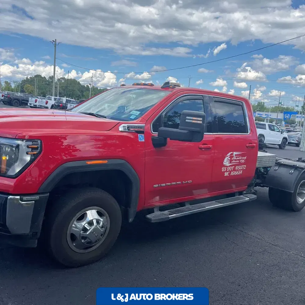 2025 GMC Sierra 3500HD CC SLE