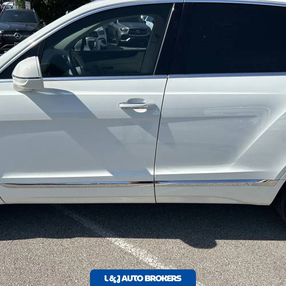 2018 Bentley Bentayga Base