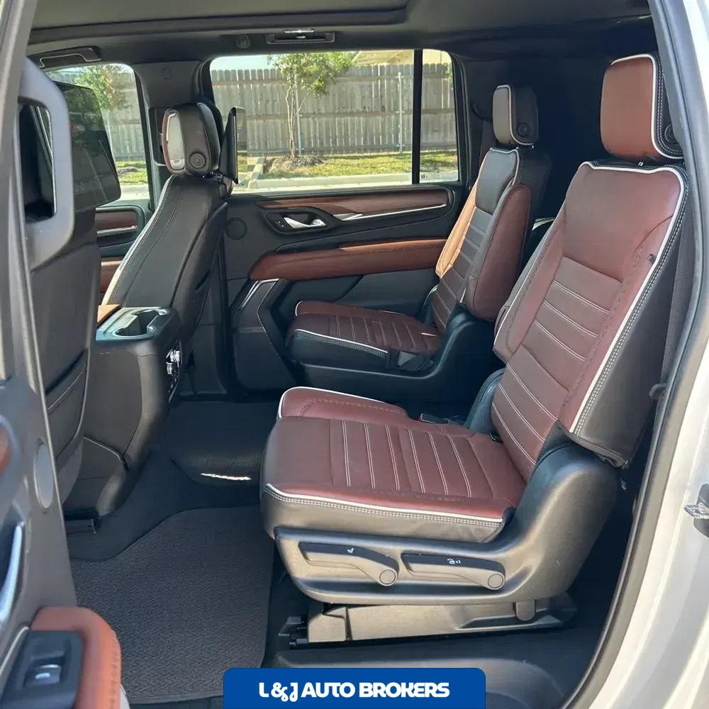 2023 GMC Yukon XL Denali Ultimate