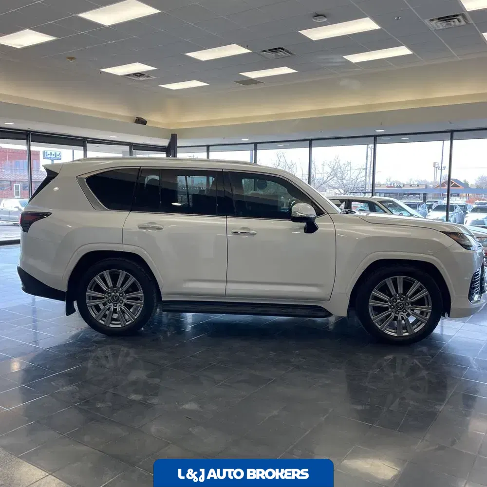 2023 Lexus LX 600 Ultra Luxury