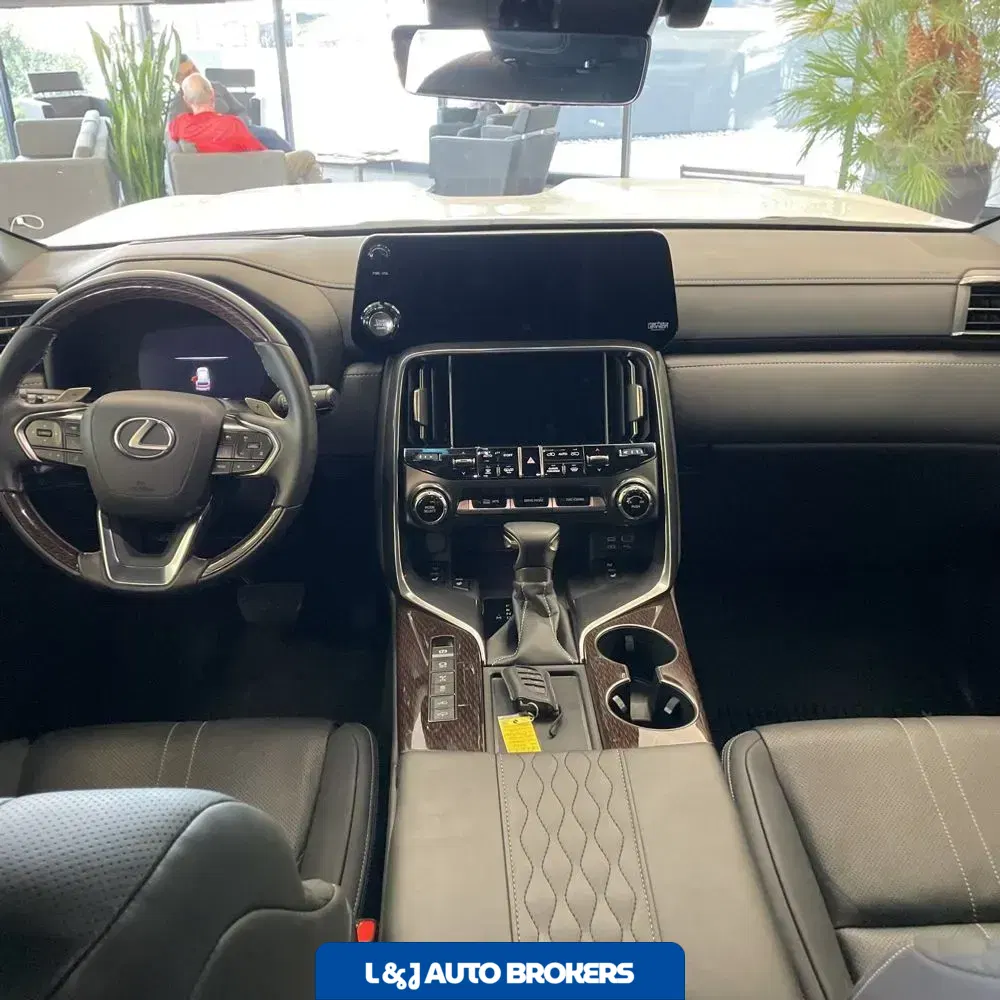 2023 Lexus LX 600 Ultra Luxury