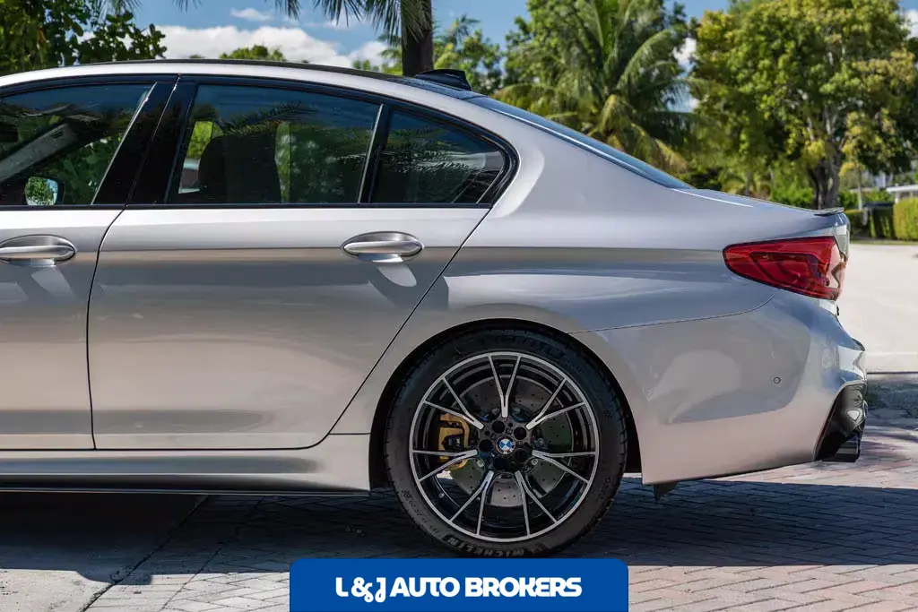 2019 BMW M5