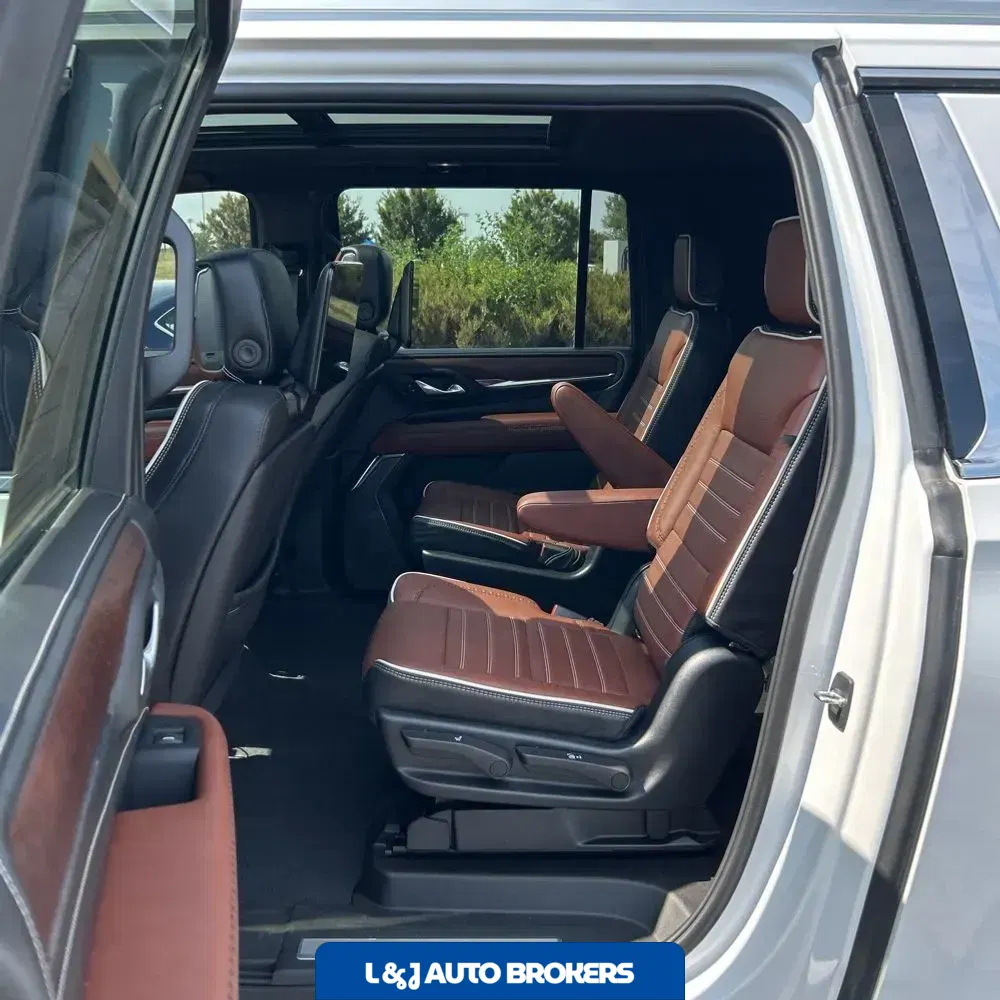 2023 GMC Yukon XL Denali Ultimate
