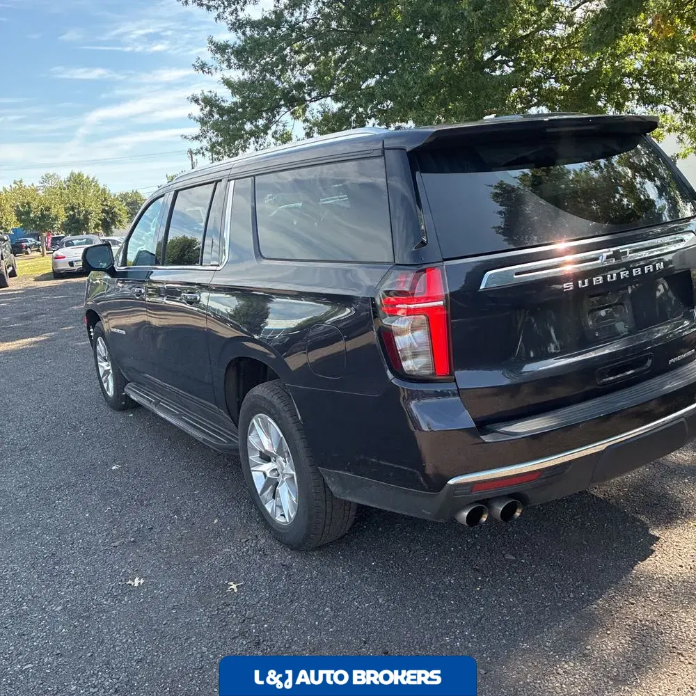 2023 Chevrolet Suburban Premier