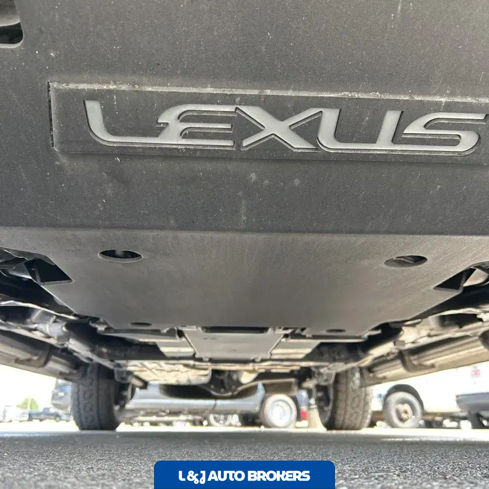 2025 Lexus LX 700h Overtrail