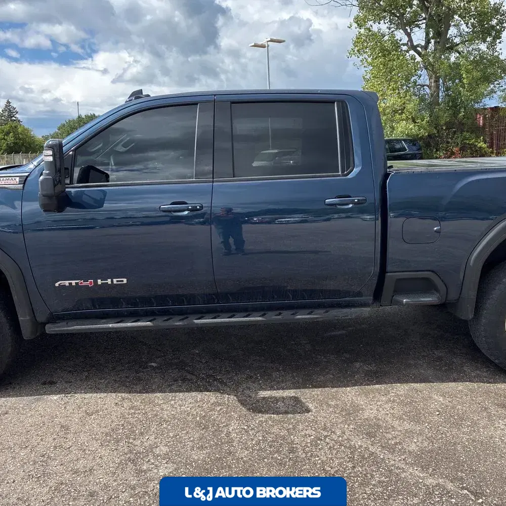 2022 GMC Sierra 2500HD AT4