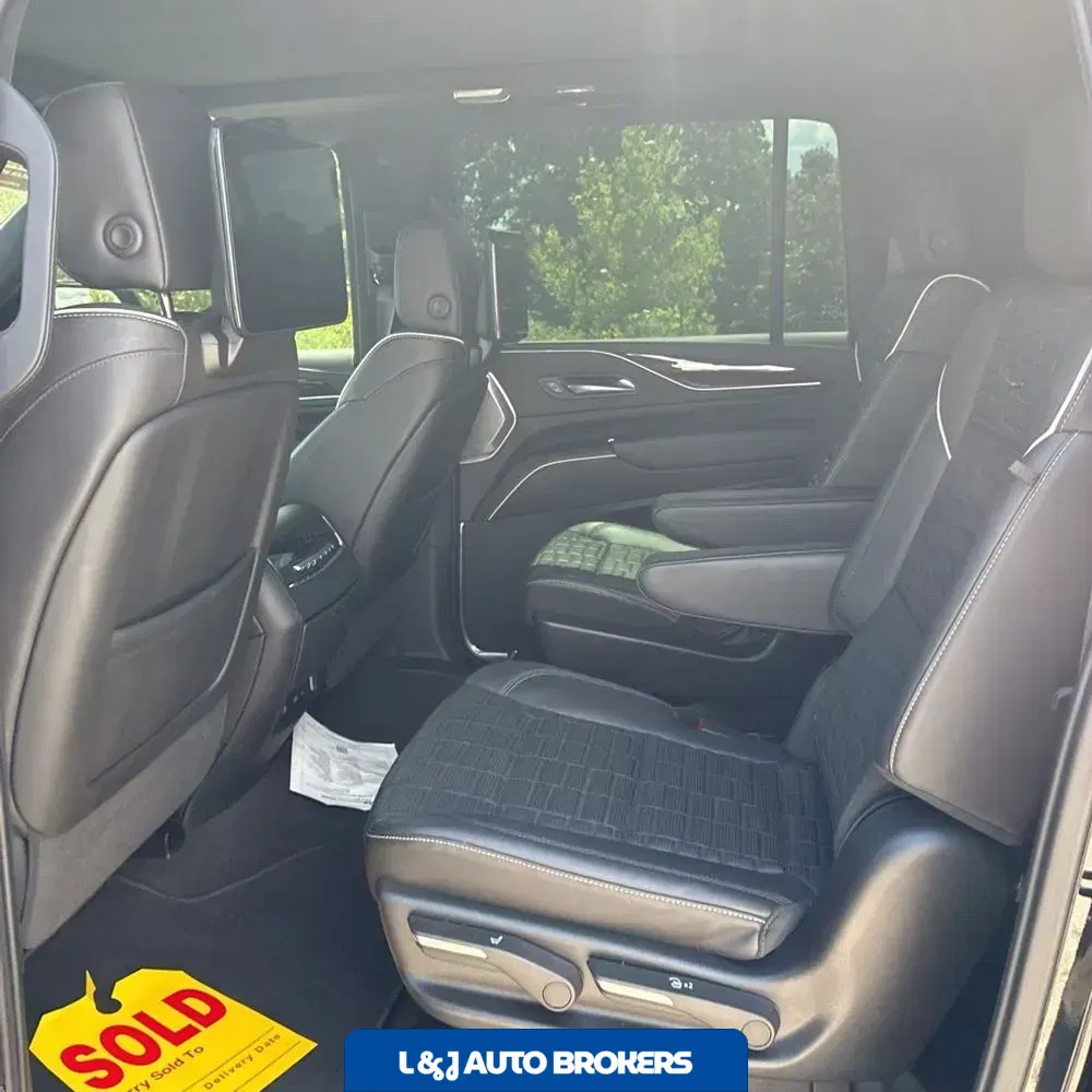 2024 Cadillac Escalade ESV Premium Luxury Platinum