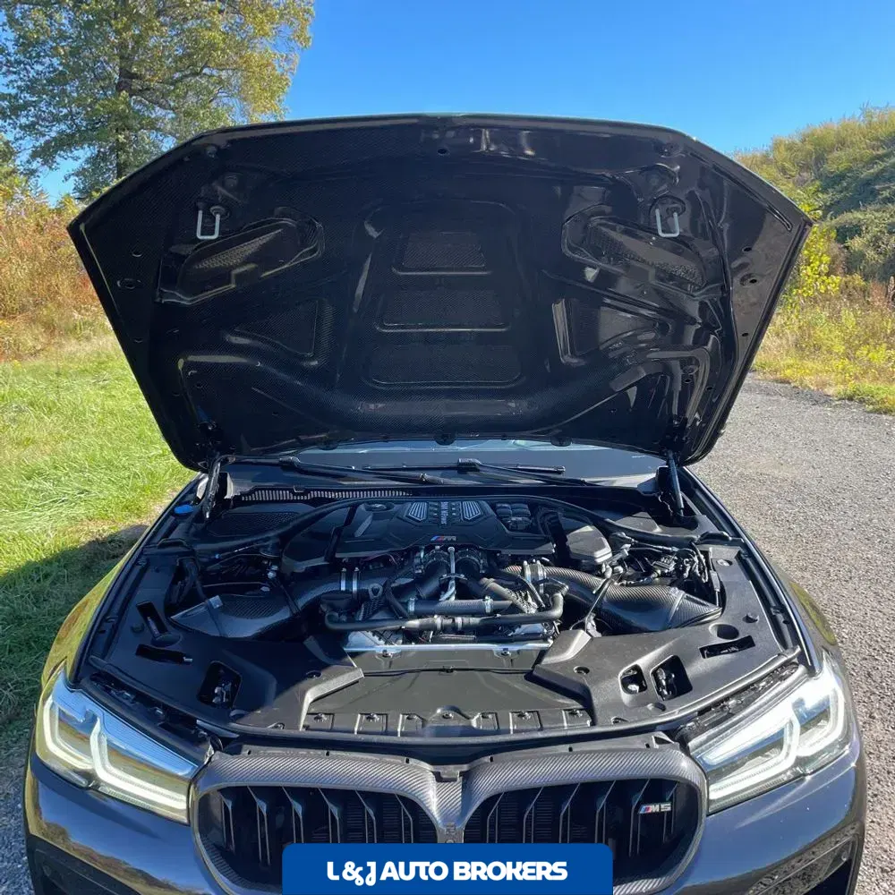 2022 BMW M5 Base