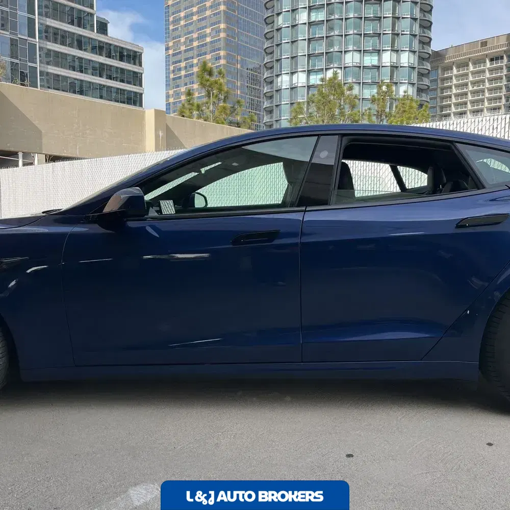 2021 Tesla Model S Plaid