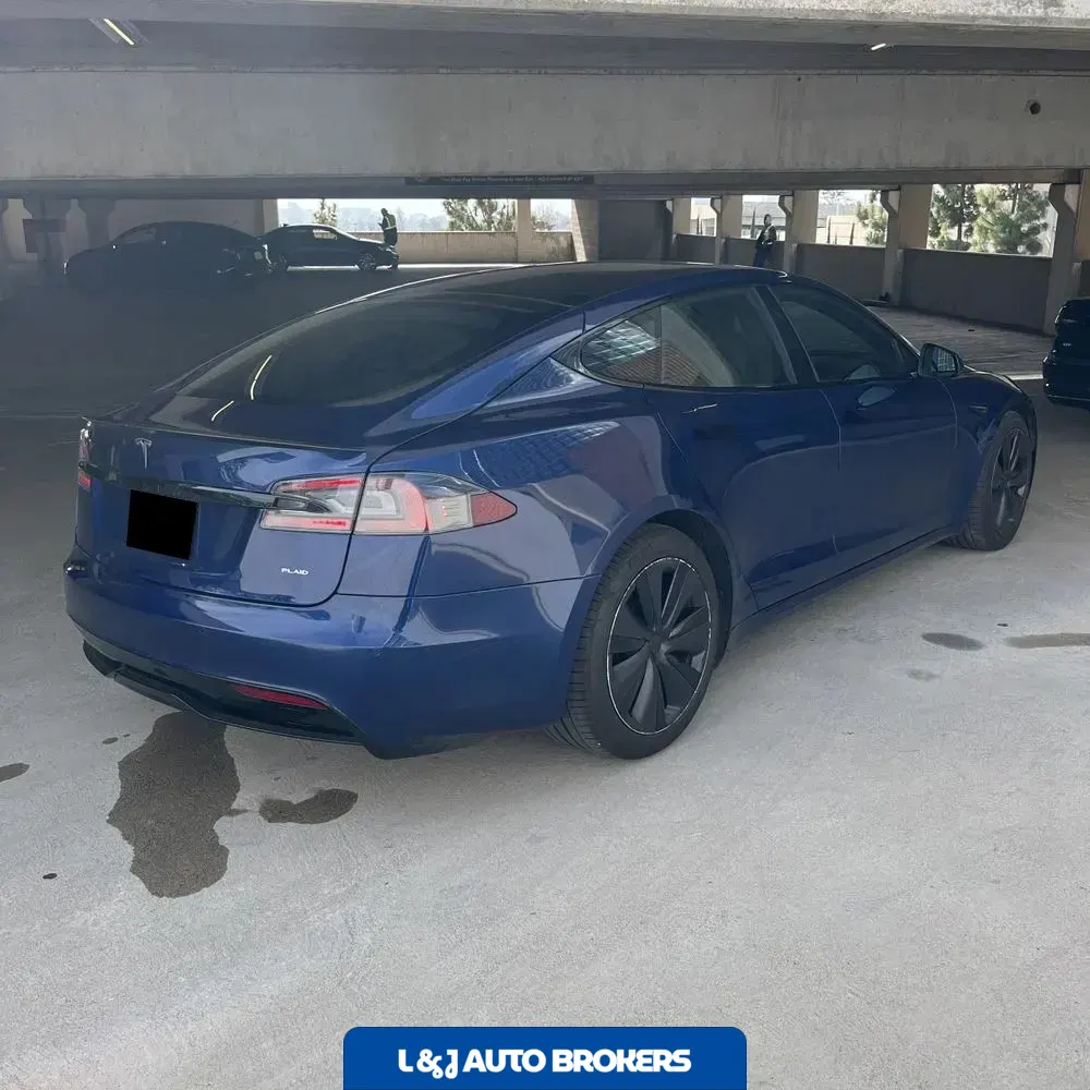 2021 Tesla Model S Plaid