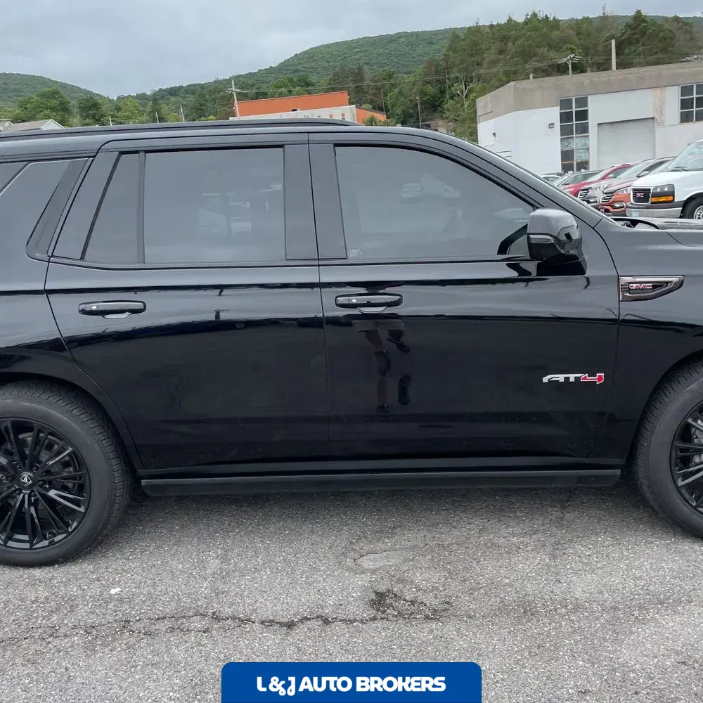 2025 GMC Yukon AT4 Ultimate