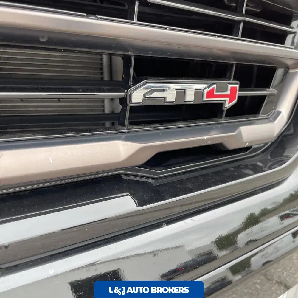 2025 GMC Yukon AT4 Ultimate