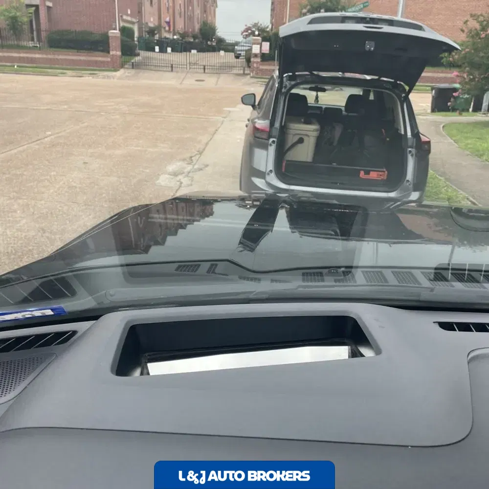 2023 Ford F-350 Super Duty Platinum